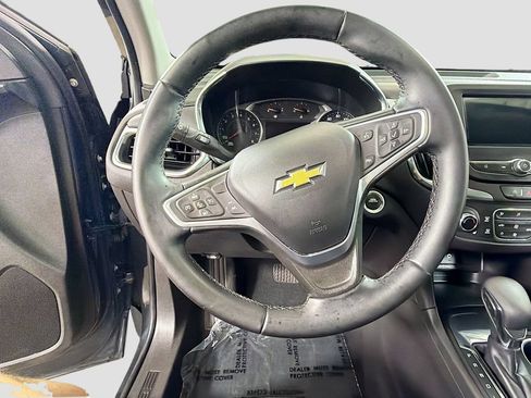 Used 2023 Chevrolet Equinox LT FWD image 13