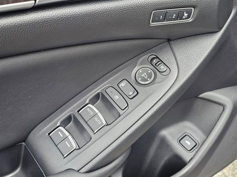 Used 2019 Honda Accord EX-L image 22