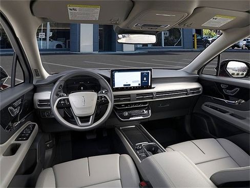 New 2026 Lincoln Corsair Premiere AWD/4WD image 9