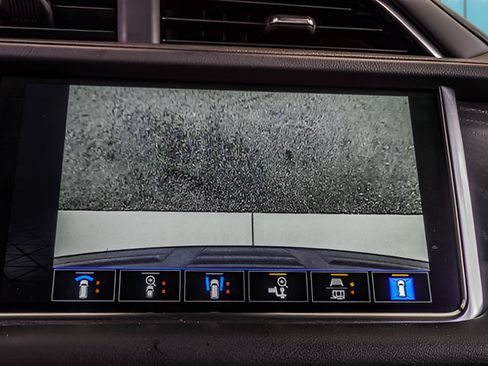 Used 2024 GMC Yukon XL Denali AWD/4WD image 30