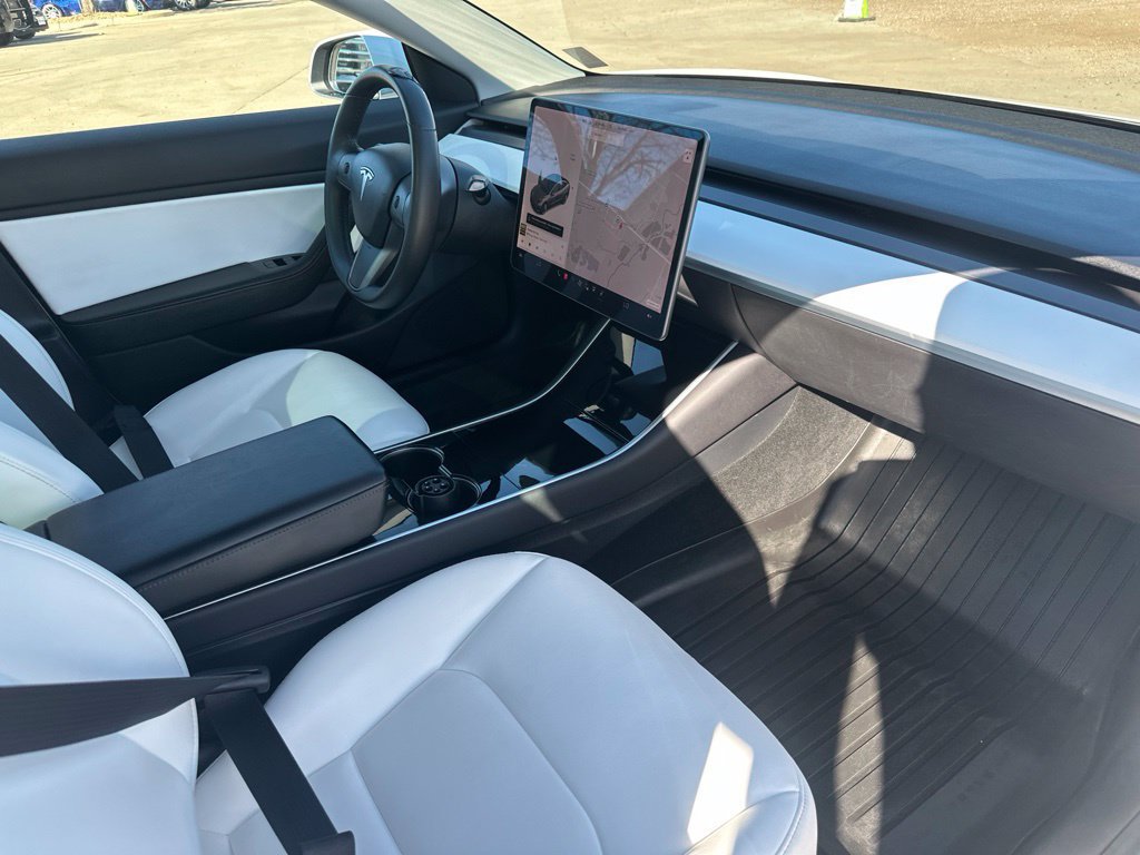 Used 2019 Tesla Model 3 Performance AWD/4WD image 27