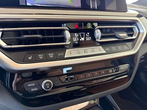 Used 2024 BMW X3 xDrive30i w/ Convenience Package image 27
