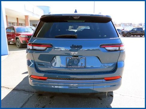 New 2026 Jeep Grand Cherokee L Limited AWD/4WD image 6