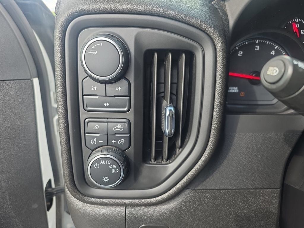 Used 2024 Chevrolet Silverado 2500 Custom w/ Custom Value Package AWD/4WD image 25