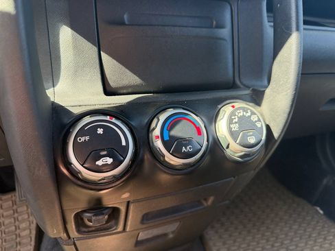 Used 2004 Honda CR-V EX image 25