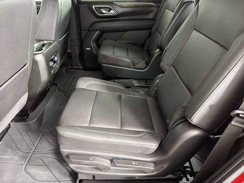 Used 2023 Chevrolet Tahoe Z71 w/ Luxury Package image 40