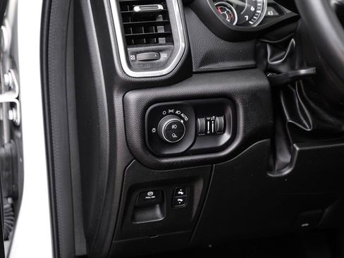 Used 2023 RAM 1500 Laramie AWD/4WD image 39