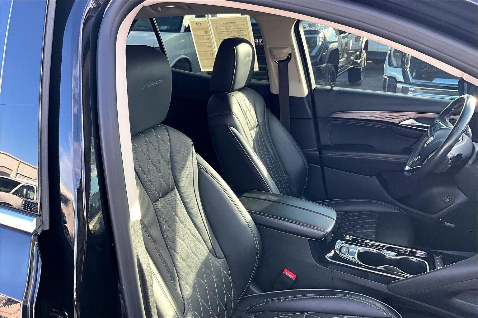 Used 2023 Buick Envision Avenir AWD/4WD image 7
