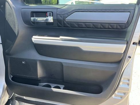 Used 2018 Toyota Tundra Platinum AWD/4WD image 47