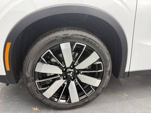 New 2025 Mitsubishi Outlander SE image 12