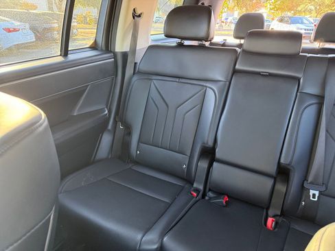 Used 2025 Hyundai Santa Fe SEL image 38