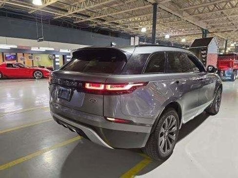 Used 2019 Land Rover Range Rover Velar R-Dynamic SE image 3