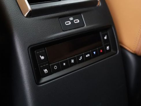 Used 2024 MAZDA CX-90 3.3 Turbo S w/ Premium Plus image 25