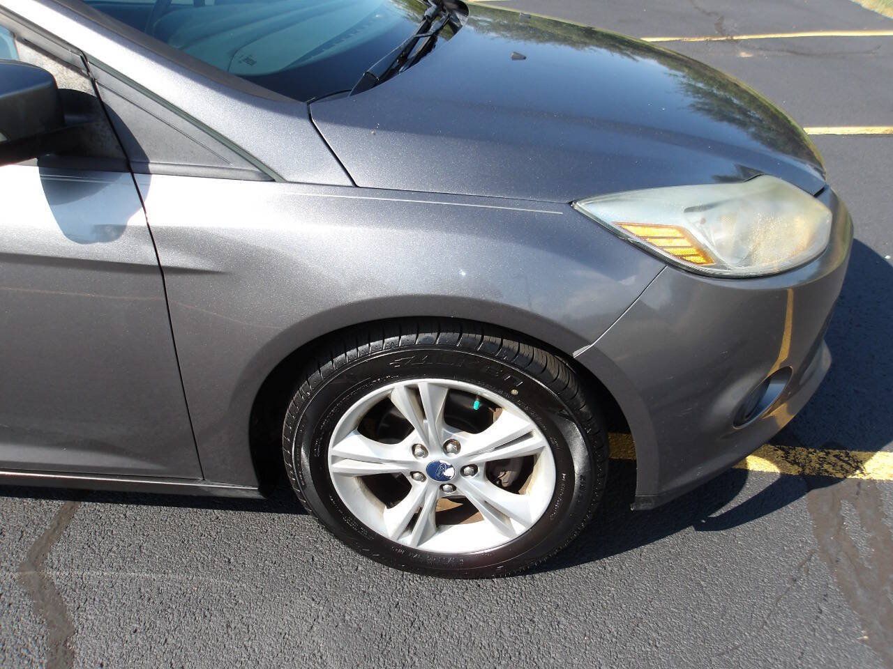 Used 2014 Ford Focus SE FWD image 27