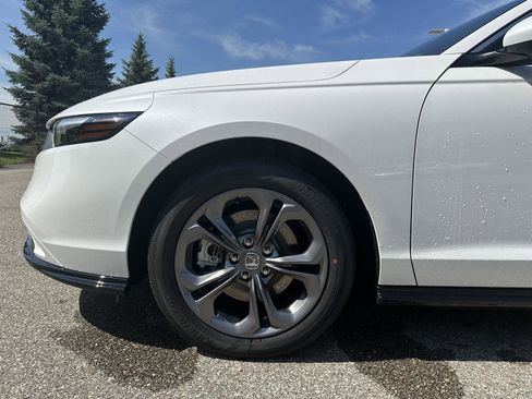 New 2025 Honda Accord EX-L image 10