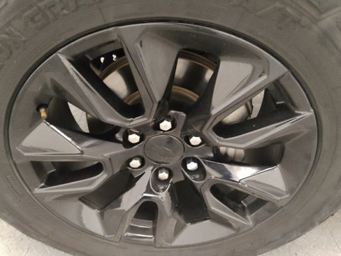 Used 2021 Chevrolet Silverado 1500 Custom RWD image 31