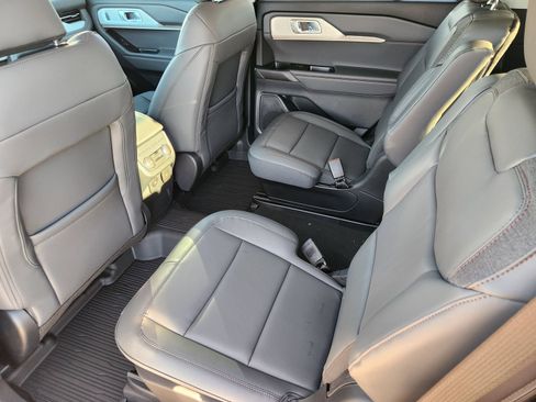 New 2026 Ford Explorer Active w/ Active Comfort Package AWD/4WD image 25