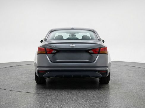 Used 2025 Nissan Altima 2.5 SV image 7