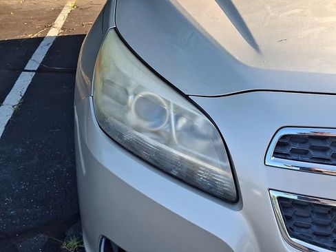 Used 2013 Chevrolet Malibu LT FWD image 5