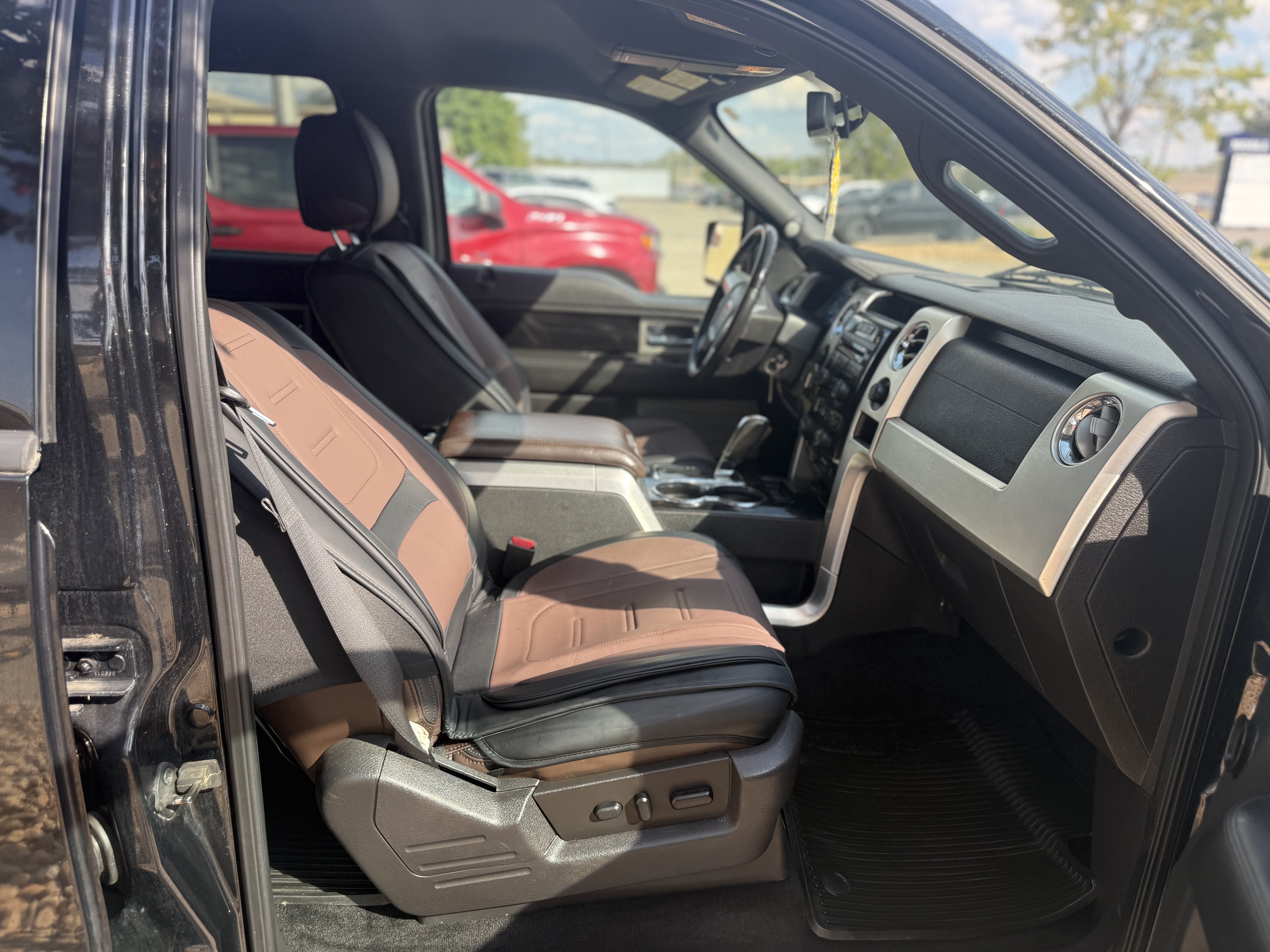Used 2012 Ford F150 Platinum AWD/4WD image 19