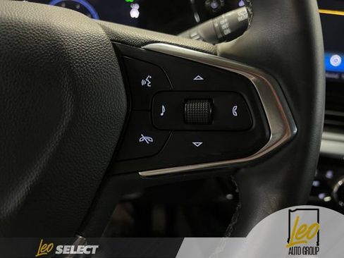 Used 2025 Chevrolet Trax LT w/ Driver Confidence Package FWD image 12
