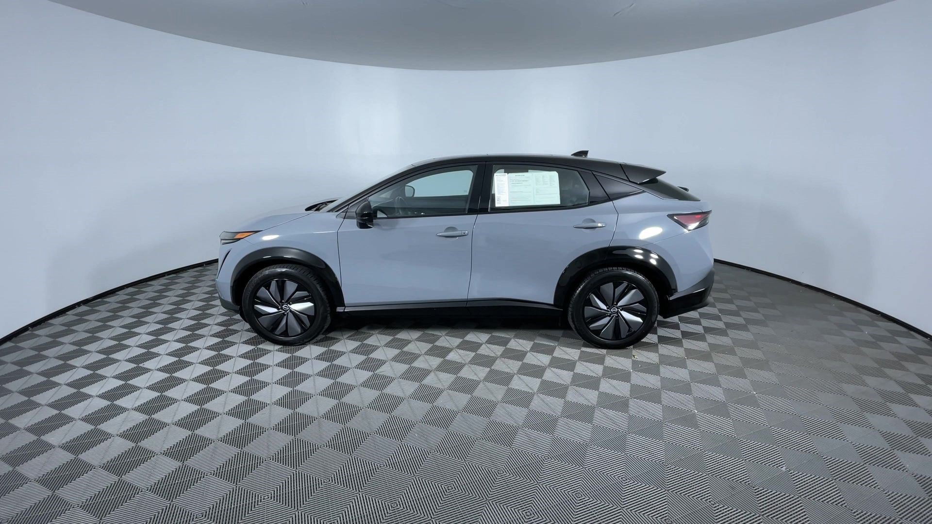 Certified 2024 Nissan Ariya AWD image 6