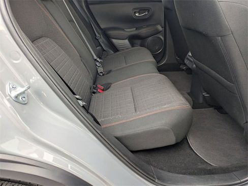 Used 2025 Honda HR-V Sport image 31