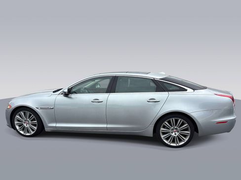Used 2014 Jaguar XJ L Portfolio AWD/4WD image 4