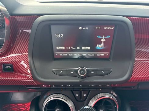 Used 2017 Chevrolet Camaro LT RWD image 12