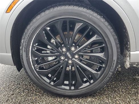 Certified 2024 Lincoln Corsair Reserve w/ Equipment Group 201A image 9