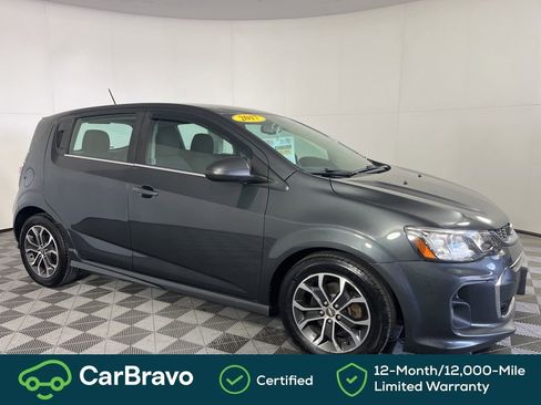 Certified 2017 Chevrolet Sonic LT FWD image 2