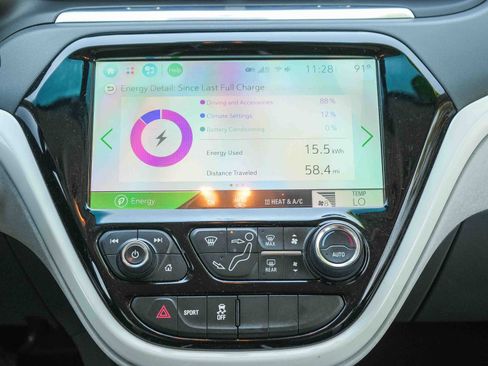 Used 2017 Chevrolet Bolt LT FWD image 14