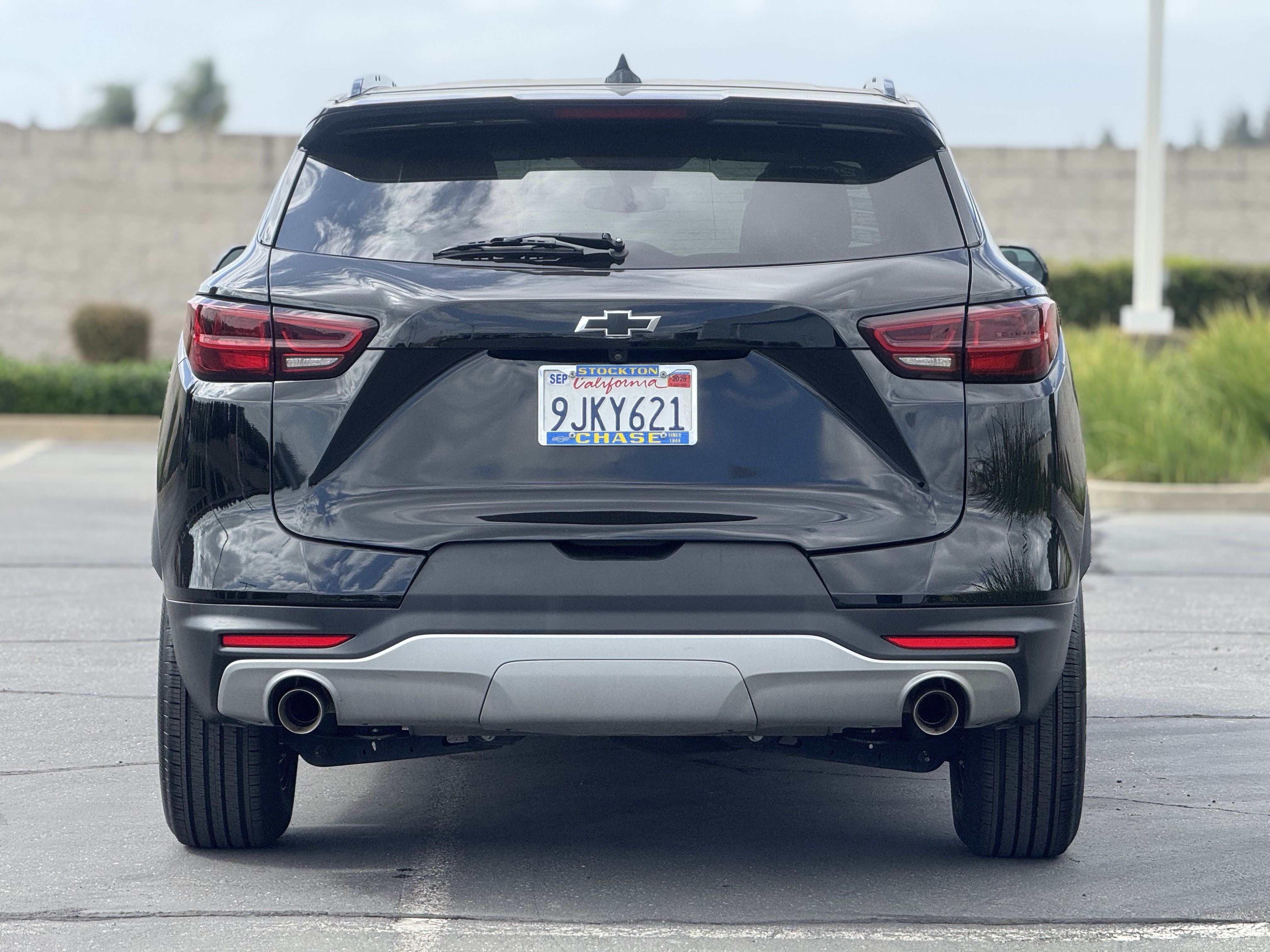 Used 2023 Chevrolet Blazer LT w/ Midnight/Sport Edition FWD image 6