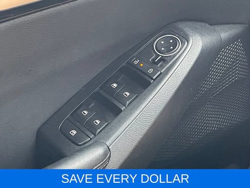 Used 2024 Kia Seltos S FWD image 16
