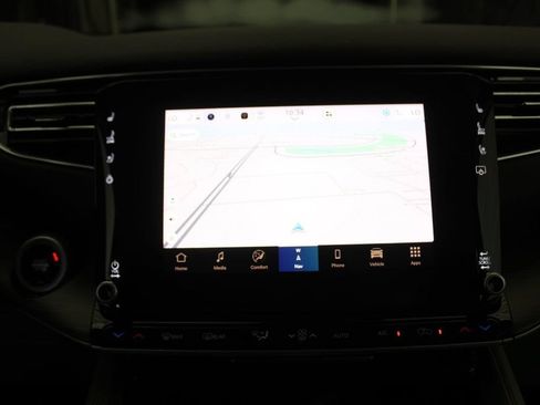 Used 2024 Jeep Wagoneer L Series II RWD image 30
