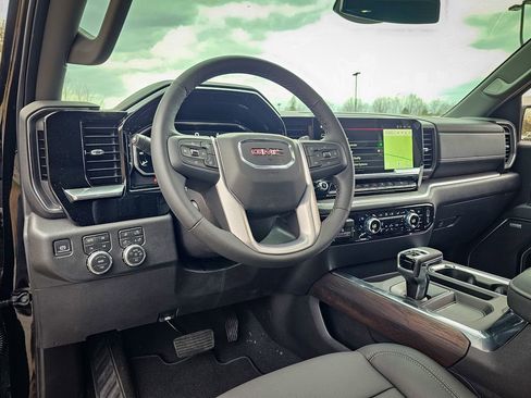 New 2026 GMC Sierra 1500 SLT w/ SLT Premium Plus Package AWD/4WD image 16