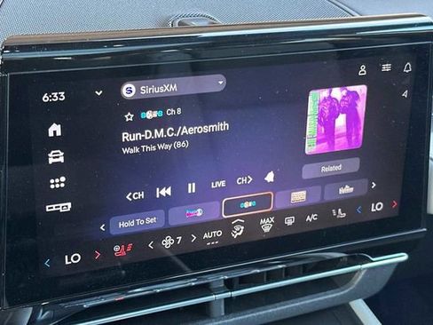 Used 2024 Lincoln Nautilus Premier w/ Equipment Group 102A image 16