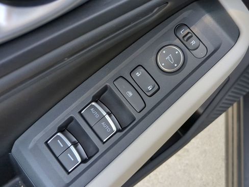 New 2025 Honda Accord SE image 19