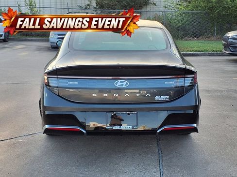 Used 2025 Hyundai Sonata SEL FWD image 8