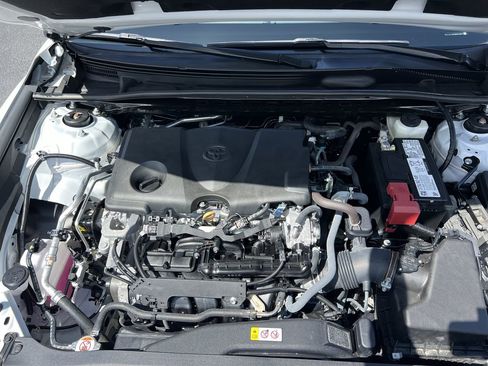 Used 2022 Toyota Camry LE FWD image 35