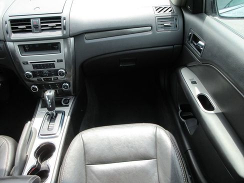 Used 2012 Ford Fusion SEL FWD image 16