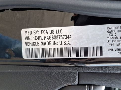 New 2025 Jeep Grand Cherokee Laredo X image 18