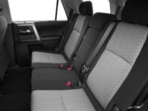 Used 2016 Toyota 4Runner SR5 AWD/4WD image 14