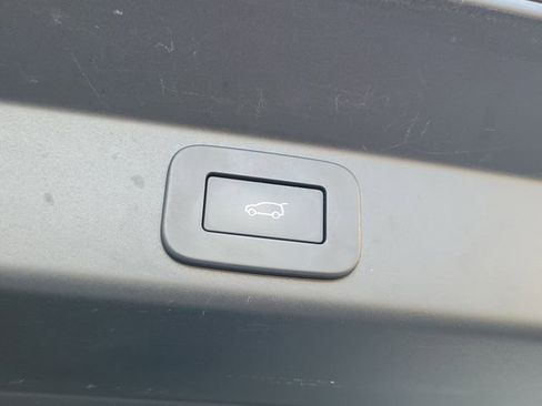 Certified 2024 Land Rover Range Rover Sport Dynamic SE AWD/4WD image 11