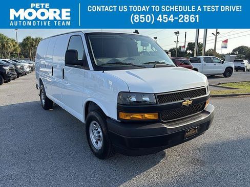 Used 2025 Chevrolet Express 2500 w/ Enhanced Convenience Package RWD image 1