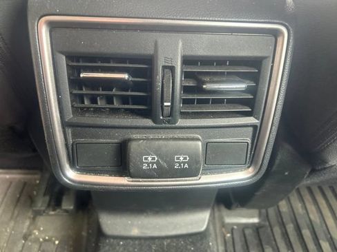 Certified 2023 Subaru Forester Premium AWD/4WD image 18