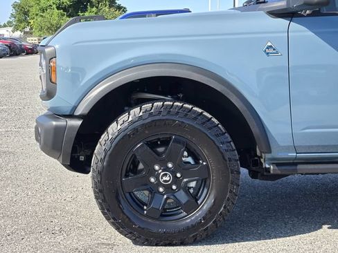 Used 2023 Ford Bronco Black Diamond AWD/4WD image 9