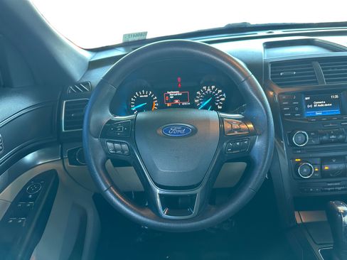 Used 2016 Ford Explorer FWD image 12