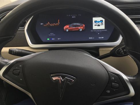 Used 2014 Tesla Model S P85 image 11