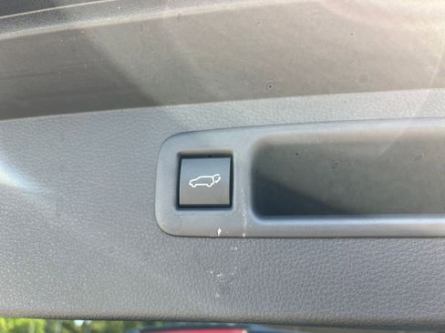 Used 2025 Toyota Highlander XSE AWD/4WD image 23